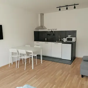  Apartament Brand New #51 With Free Secure Parking In The Center