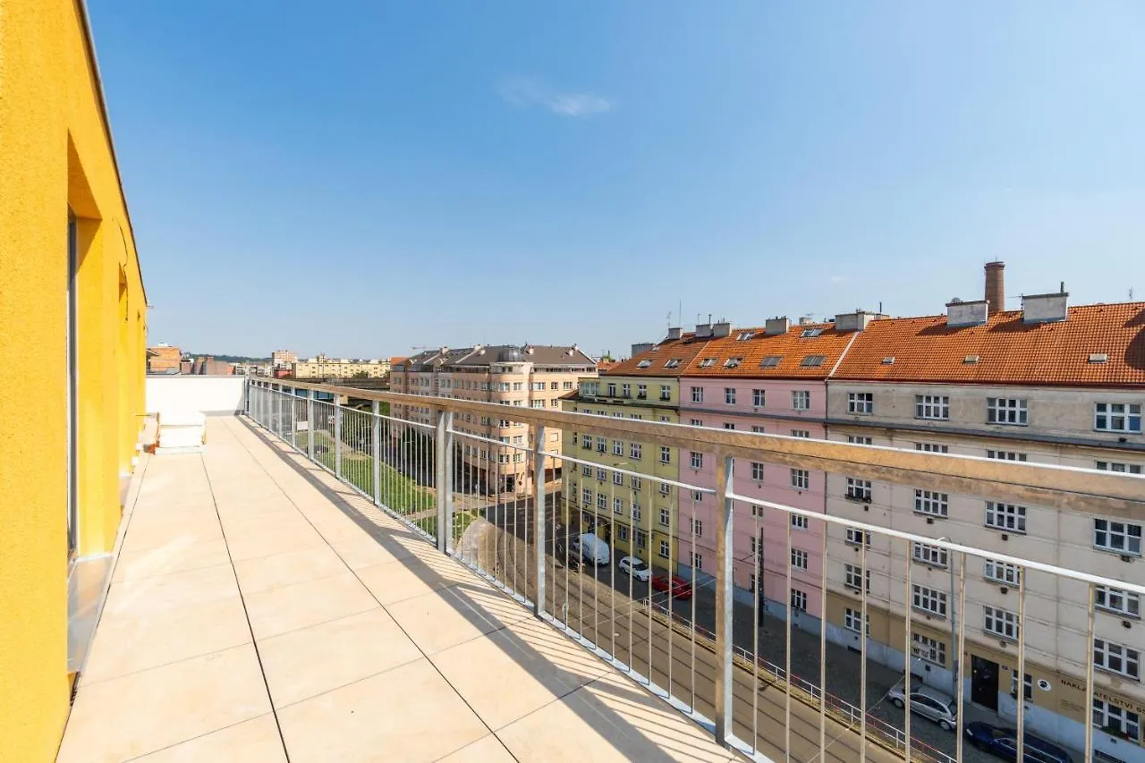Penthouse # 81 With Panoramic City View In Elite Rezidence With Free Parking Praga Czechy