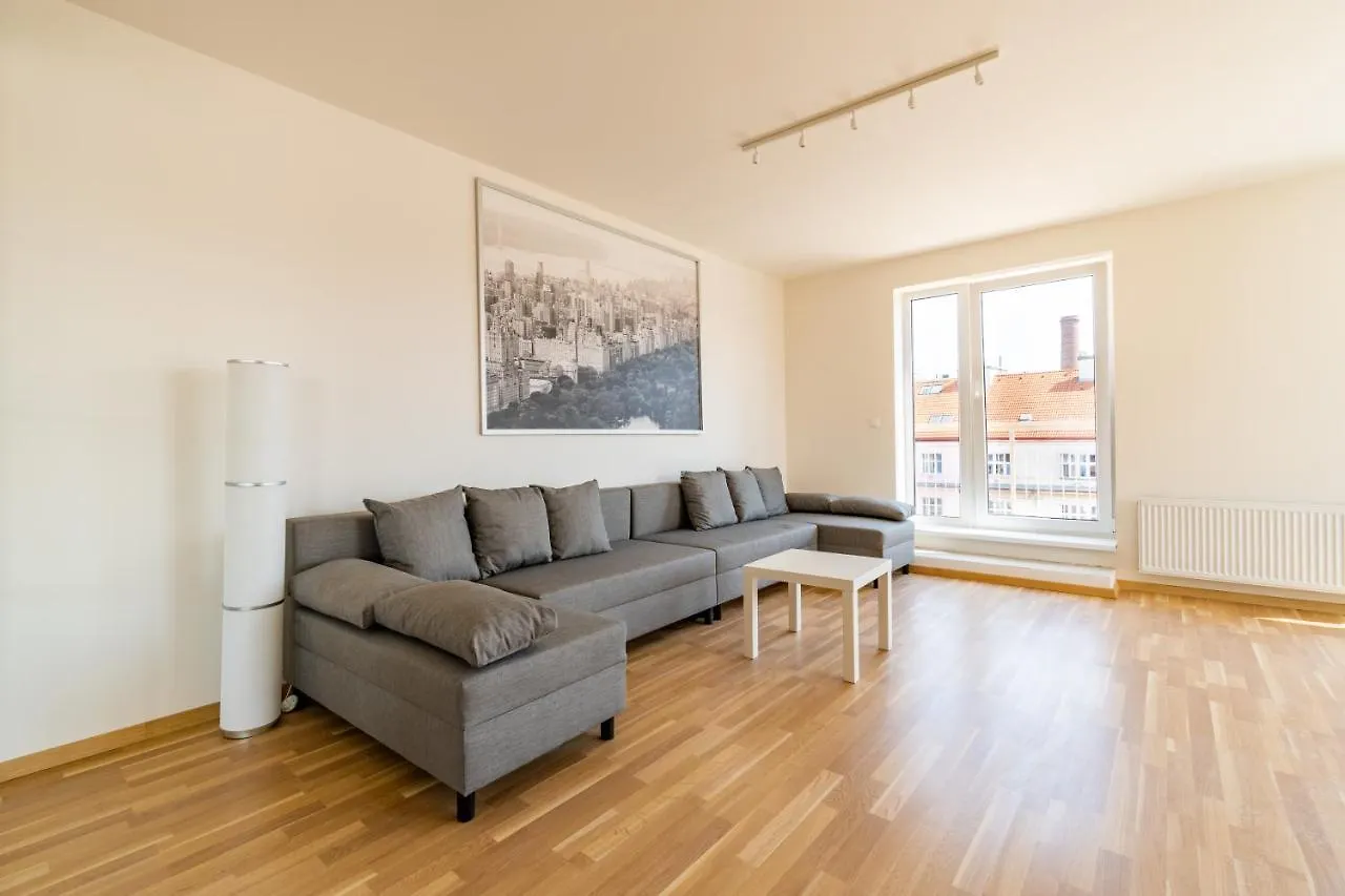 Penthouse # 81 With Panoramic City View In Elite Rezidence With Free Parking Praga Apartament
